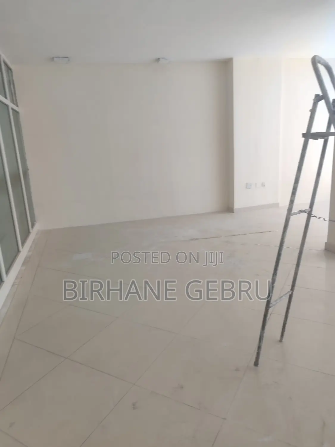 Luxury Apartment Rent for Office