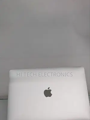 New Laptop Apple MacBook Pro 2017 8GB Intel Core I5 SSD 256GB