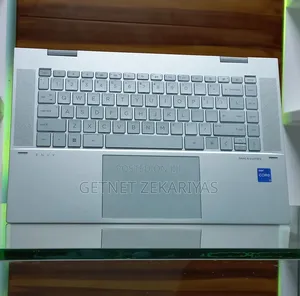 New Laptop HP Envy X360 8GB Intel Core I7 SSD 1T