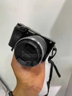 Sony Alpha 6000