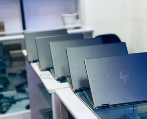 New Laptop HP Spectre 16GB Intel Core I7 SSD 1T
