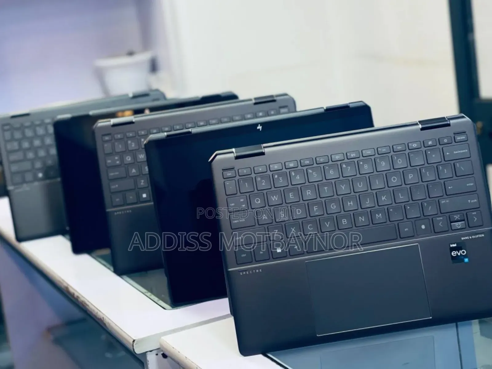 New Laptop HP Spectre 16GB Intel Core I7 SSD 1T
