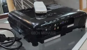 Ebrand New Epson Projector E