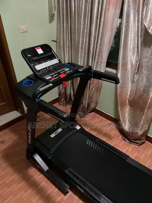 የreebok ድርጀት ዘመናዊ የመሮጫ ማሽን Reebok Jet300 Series