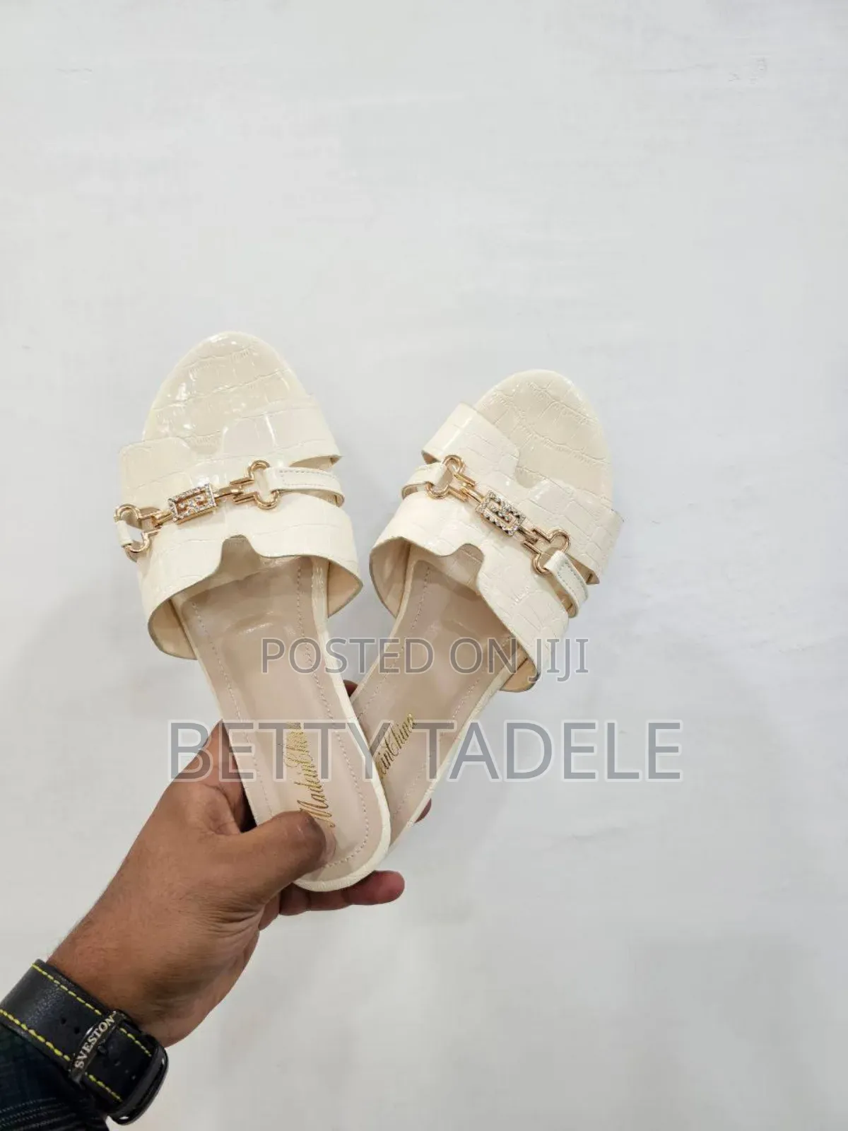 Women's Shoe