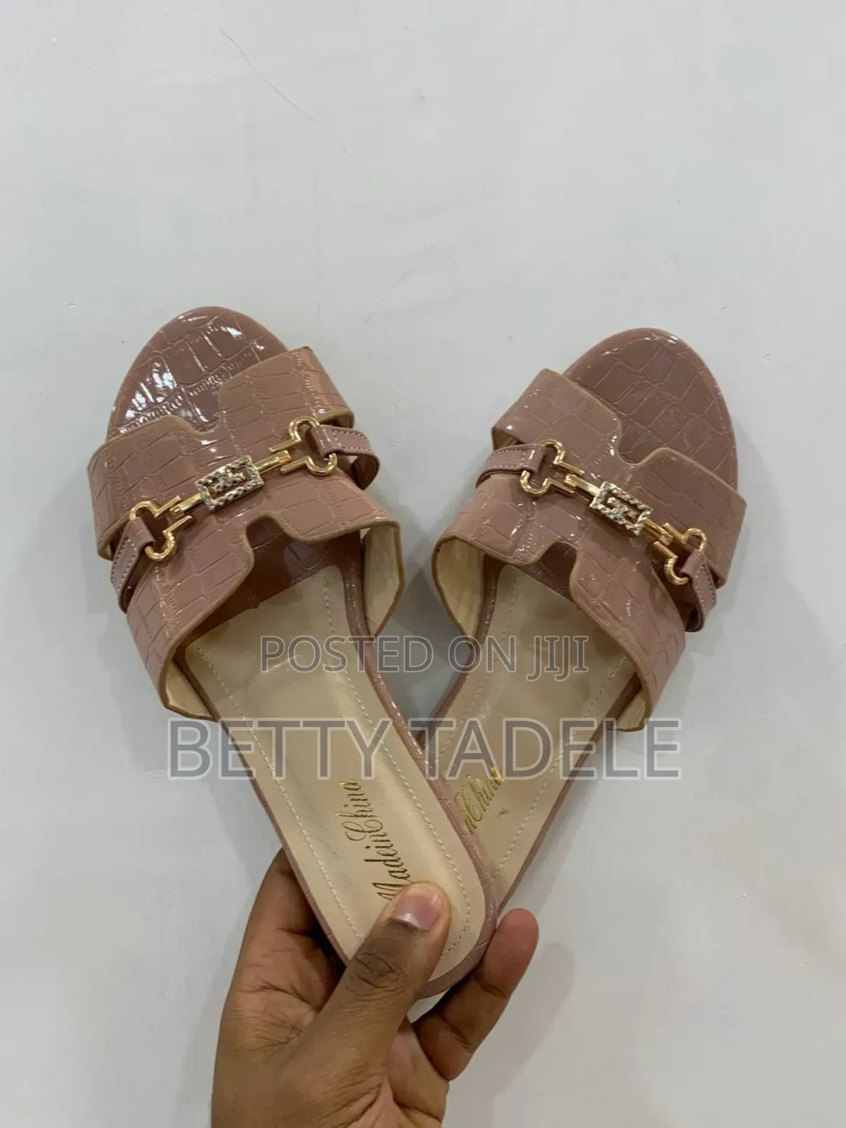 Women's Shoe