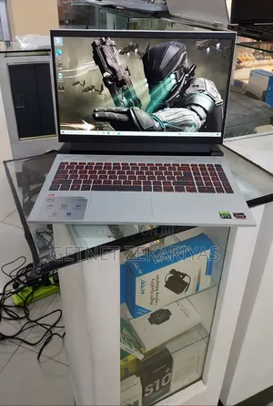 New Laptop Dell G15 5535 16GB AMD Ryzen 7 SSD 512GB