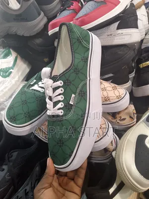 Vans Flat Green Master Quality Shoes for You