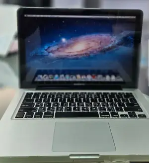 Laptop Apple MacBook Pro 2011 4GB Intel Core I7 HDD 500GB