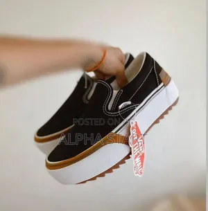  #Vans #Platform Slip-On
 Master Quality
#Men 