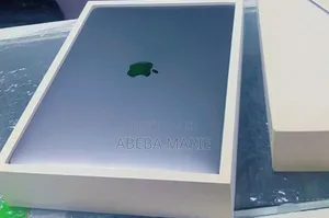 New Laptop Apple MacBook Pro 2020 16GB Intel Core I5 SSD 512GB