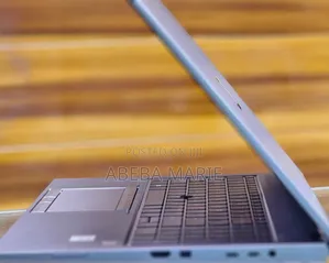 New Laptop HP ZBook 15 16GB Intel Core i7 SSD 512GB