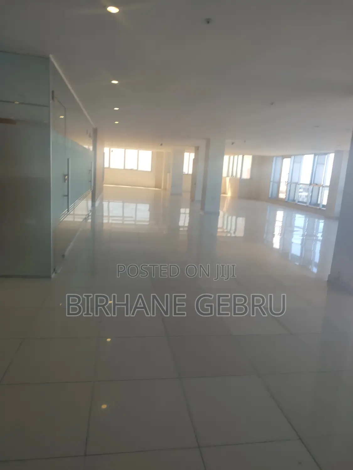 Luxury Apartiment Rent for Office