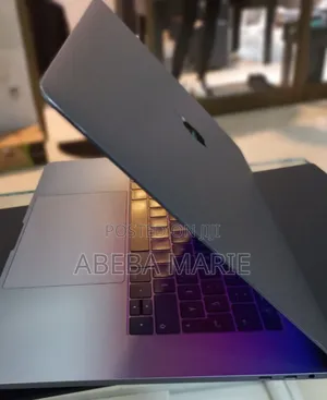 New Laptop Apple MacBook Pro 2016 16GB Intel Core I7 SSD 512GB