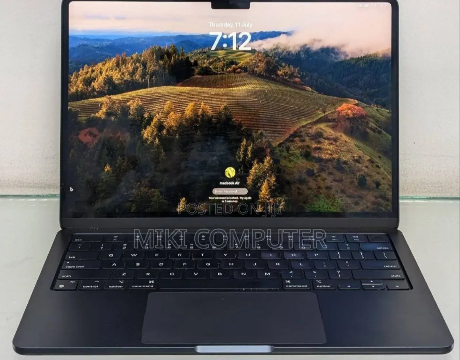 New Laptop Apple MacBook Air 2022 M2 8GB Intel SSD 512GB