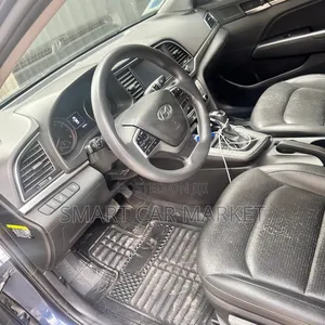 Hyundai Avante 2017 Blue