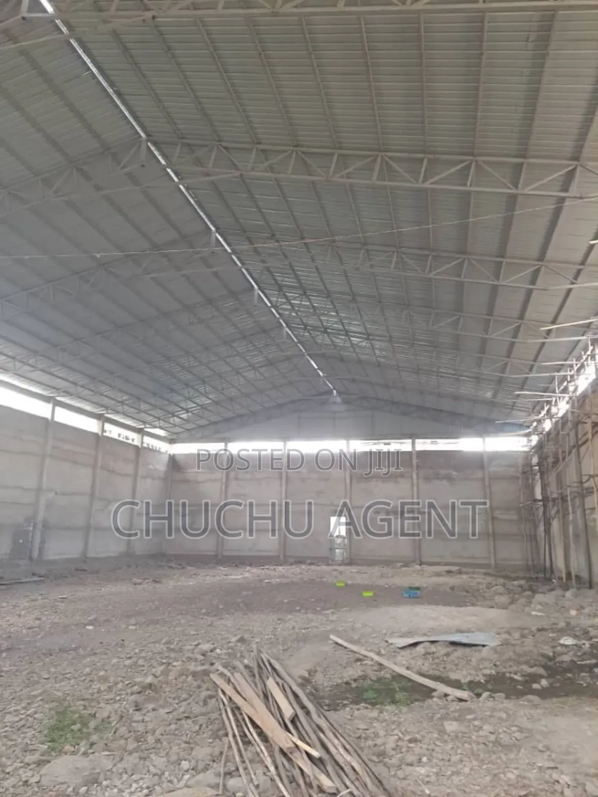 Warehouse Sale የመጋዘን ሽያጭ