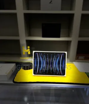 New Apple iPad Pro 11 (2022) 256 GB