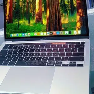 New Laptop Apple MacBook Pro 2022 M2 8GB Apple M2 SSD 512GB