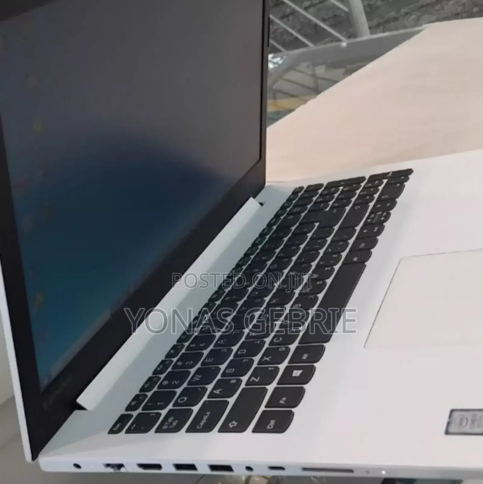 New Laptop Lenovo IdeaPad 330 8GB Intel Core I5 SSD 1T