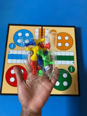 ሉዶ ፡ ቼስ ፡ ዳማ ይጫወቱ! Ludo Chess Checkers Call