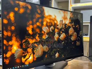  Monitor - Ultra Hd 
Dell 27