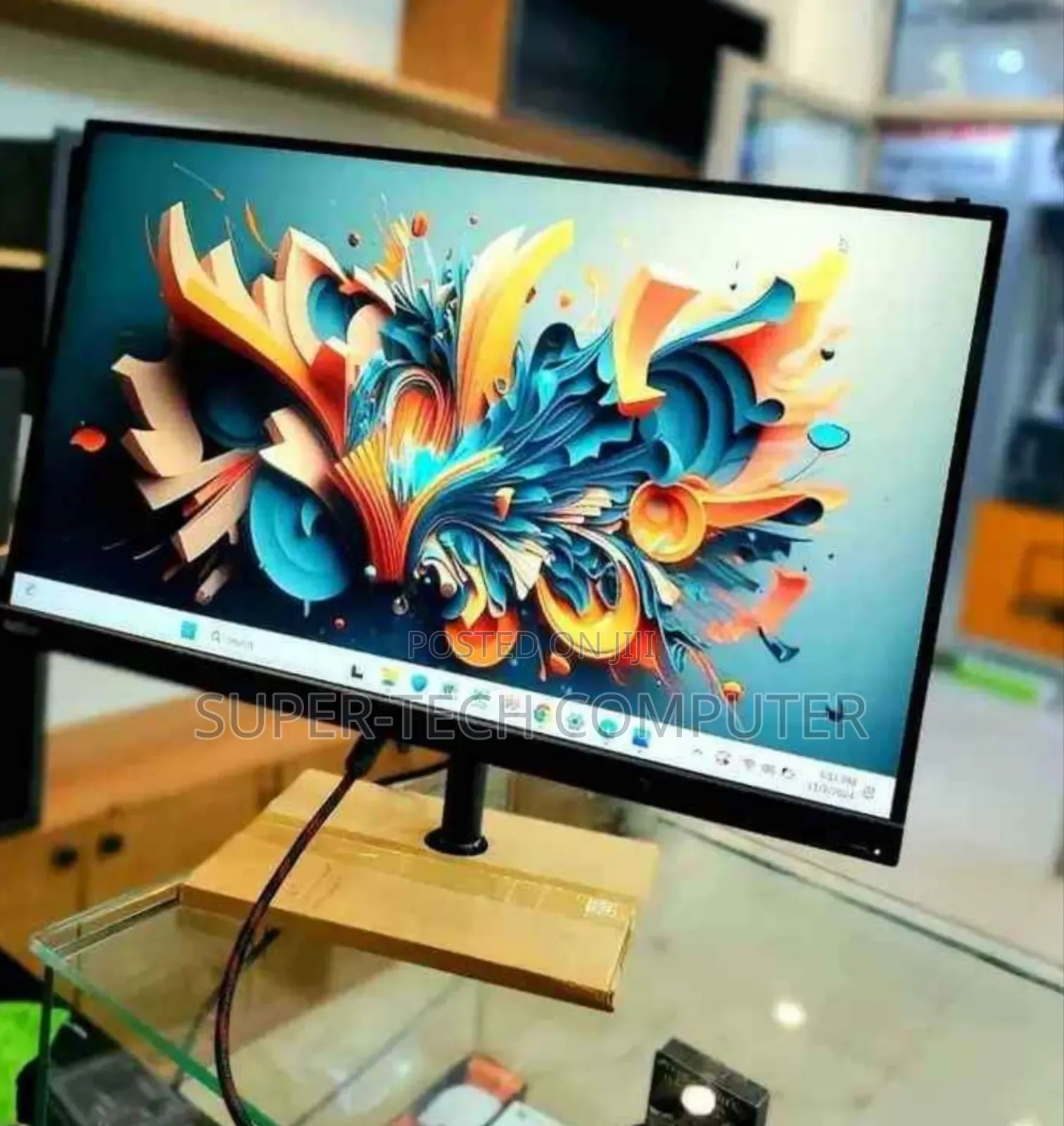 Lenovo 27 Inch, Two K Resolution Frameless Monitor for Sell