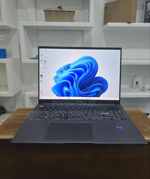New Laptop Asus VivoBook Pro 17 N705UD 16GB Intel Core I7 SSD 512GB