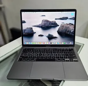 New Laptop Apple MacBook Pro 2017 8GB Intel Core I5 SSD 256GB