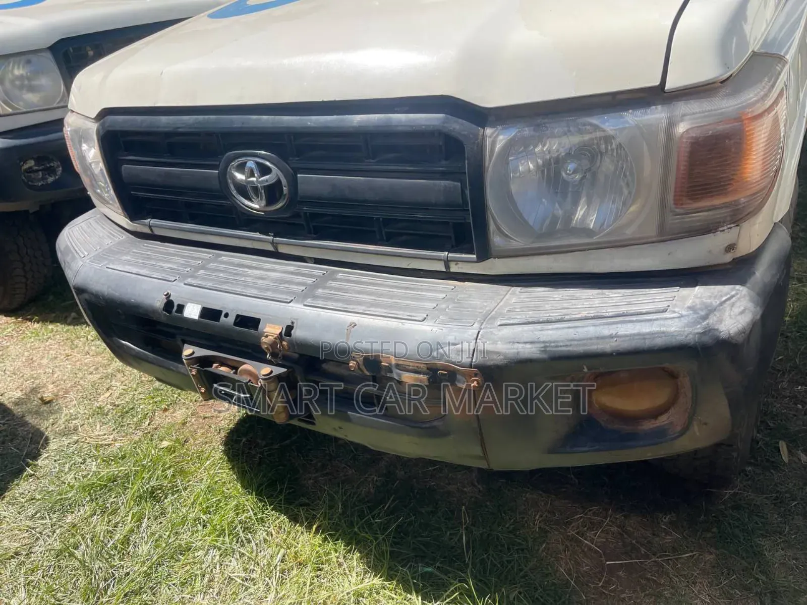 Toyota Land Cruiser 2017 White