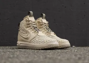 Nike Lunar Force 1 Duckboot Hi Top Shoes