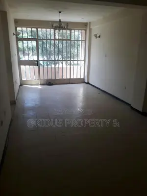 3bdrm Apartment in Around Naswe, Nifas Silk-Lafto for rent