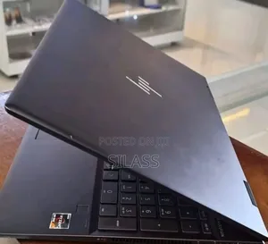 New Laptop HP Envy X360 8GB AMD Ryzen 7 SSD 512GB