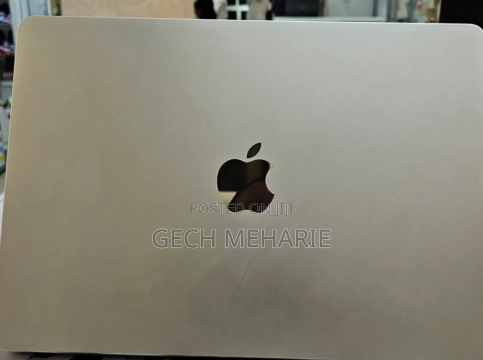 New Laptop Apple MacBook Air 2022 M2 8GB Apple M2 SSD 256GB