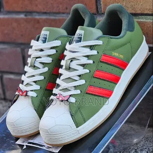 Adidas Old School