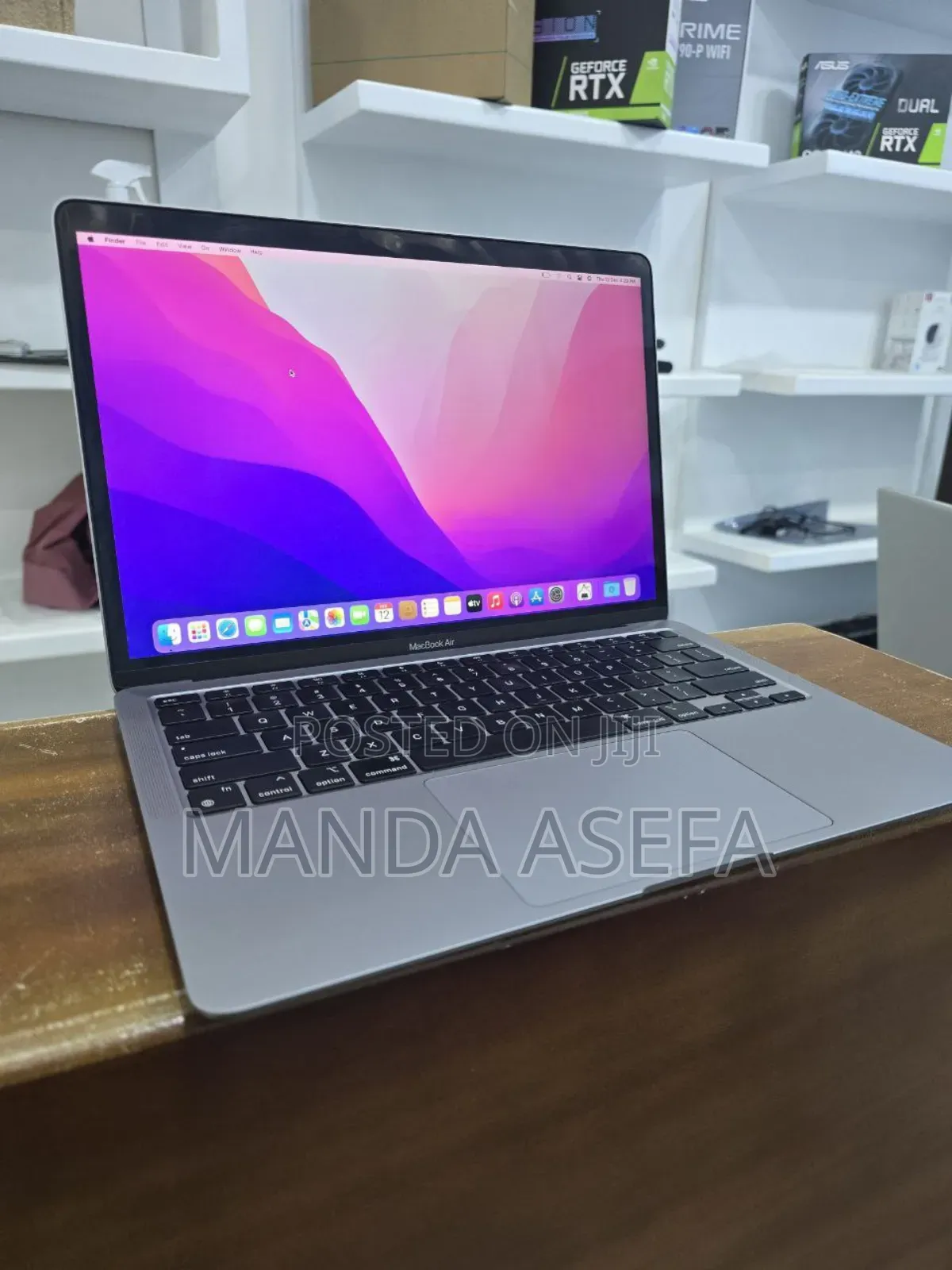 New Laptop Apple MacBook Air 2020 M1 8GB Apple M1 SSD 256GB