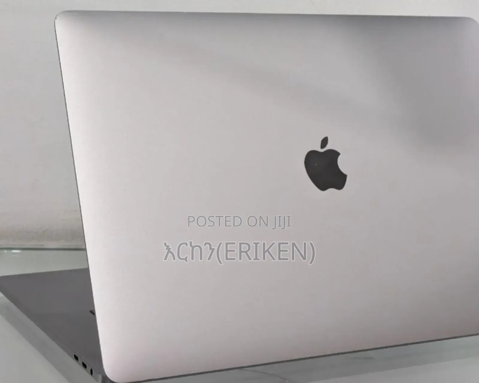 New Laptop Apple MacBook Pro 2018 16GB Intel Core I7 SSD 512GB