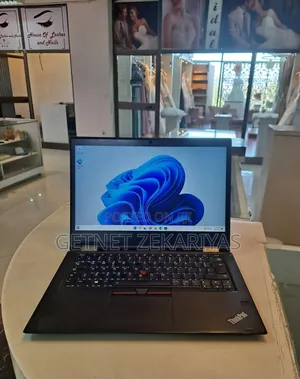 New Laptop Lenovo ThinkPad Yoga 370 8GB Intel Core I5 SSD 512GB