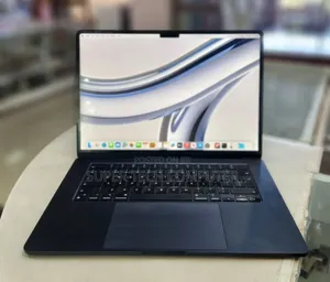 New Laptop Apple MacBook Air 2023 M2 8GB Apple M2 SSD 512GB