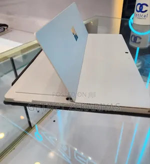 New Laptop Microsoft Surface Pro 7 8GB Intel Core I5 SSD 256GB