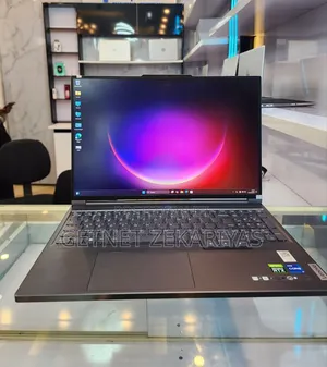 New Laptop Lenovo Legion Y520 16GB Intel Core I7 SSD 1T