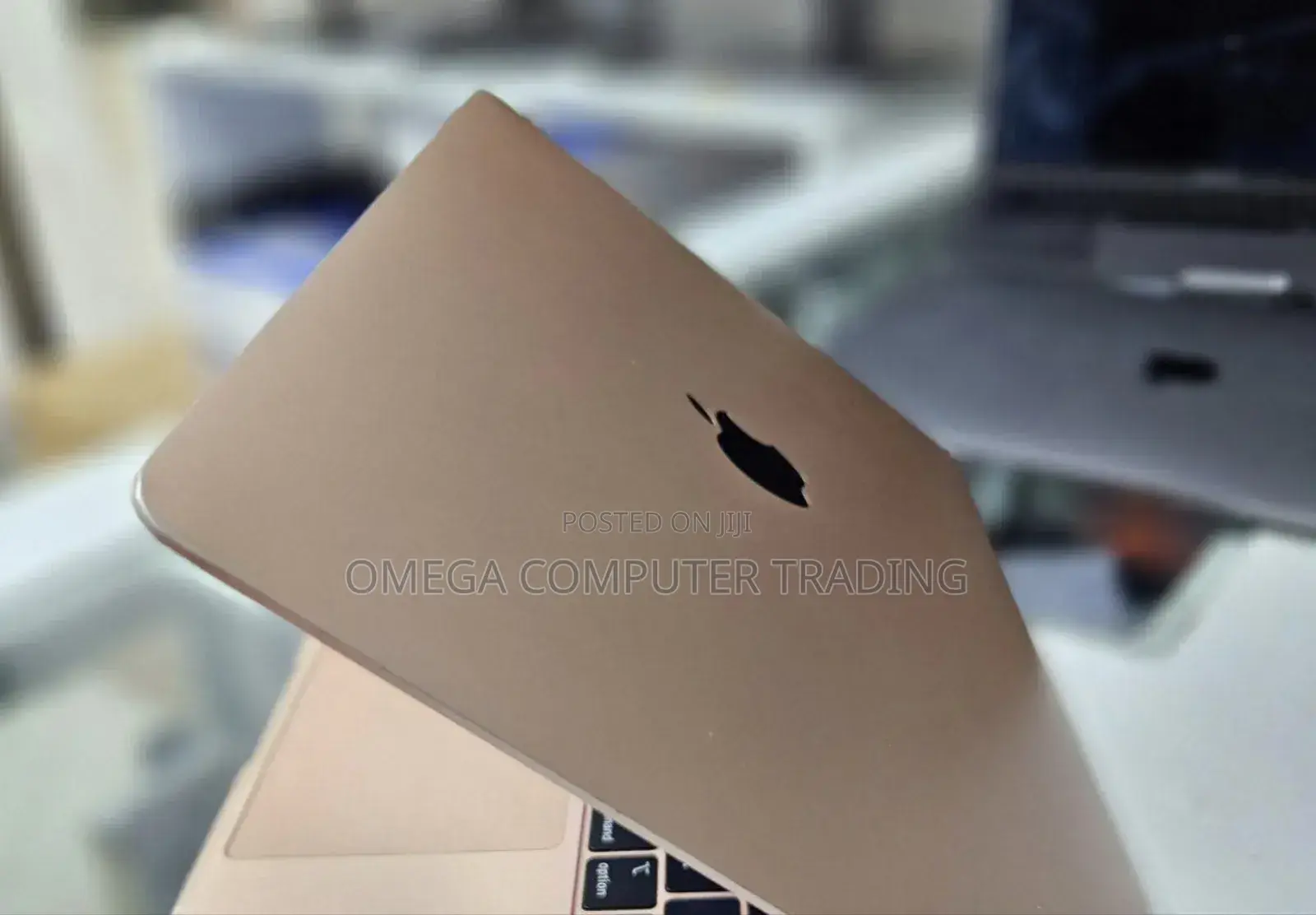 New Laptop Apple MacBook Air 2020 M1 8GB Apple M1 SSD 256GB