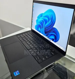 New Laptop Dell XPS 15 32GB Intel Core I7 SSD 512GB