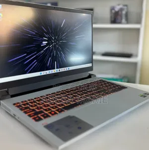 New Laptop Dell G15 5511 16GB AMD Ryzen 7 SSD 512GB