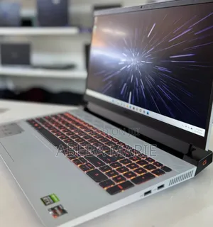 New Laptop Dell G15 5511 16GB AMD Ryzen 7 SSD 512GB