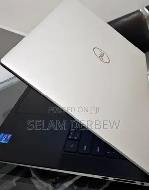 New Laptop Dell XPS 15 32GB Intel Core I7 SSD 512GB