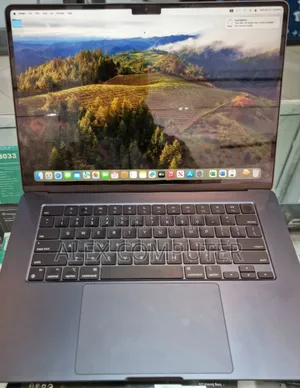New Laptop Apple MacBook Air 2024 M3 15-Inch 8GB Apple M3 SSD 256GB