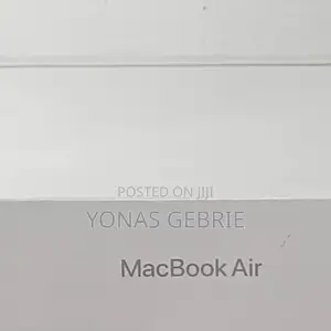 New Laptop Apple MacBook Air 2022 M2 16GB Apple M2 SSD 256GB