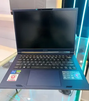 New Laptop MSI Stealth 17 Studio A13V 16GB Intel Core I7 SSD 1T