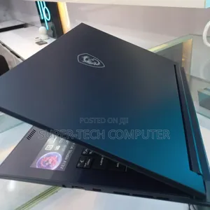 New Laptop MSI Stealth 17 Studio A13V 16GB Intel Core I7 SSD 1T